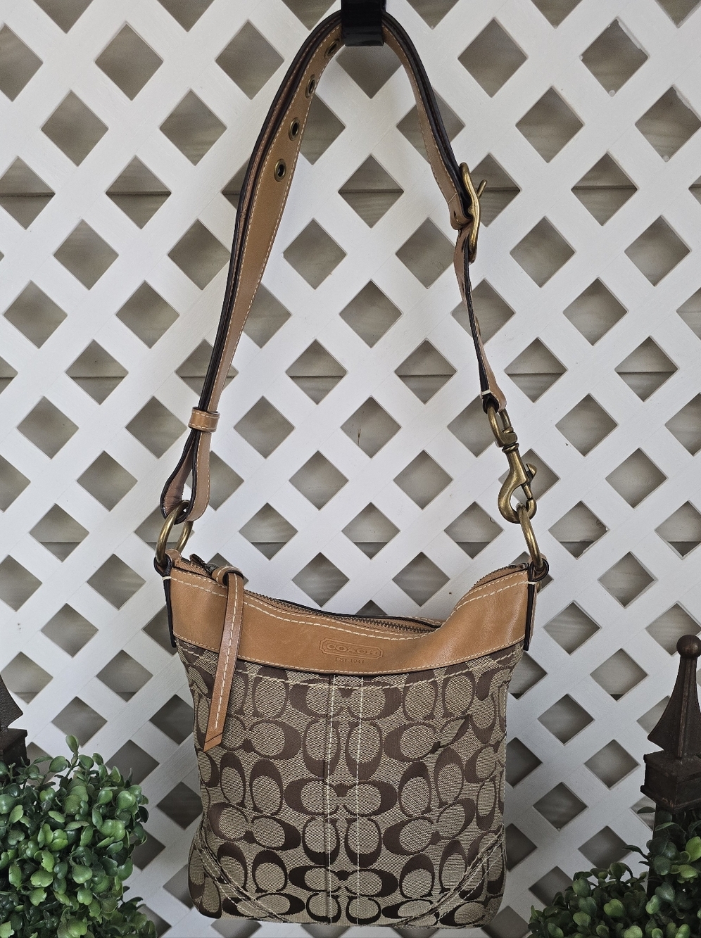 Coach Signature Jacquard 10402
